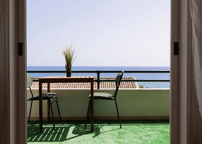 דירה Coastal Bliss *